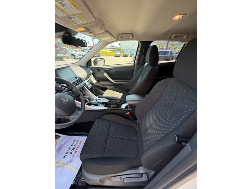 2026 Mitsubishi Eclipse Cross LE - Photo 10