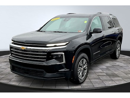 2025 Chevrolet Traverse LT SUV