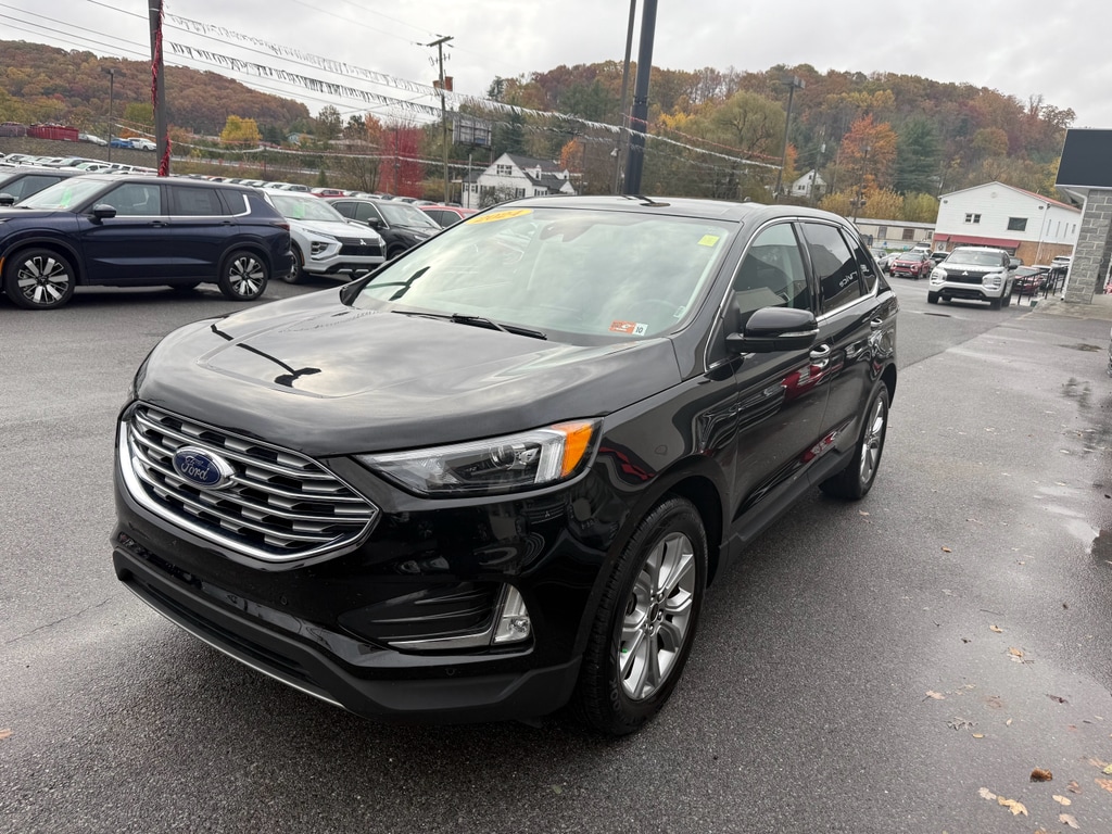 Used 2024 Ford Edge Titanium SUV