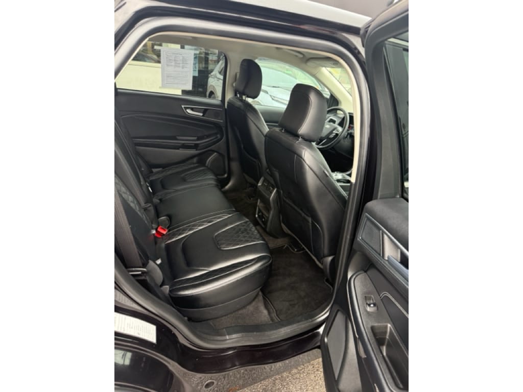 Used 2024 Ford Edge Titanium SUV