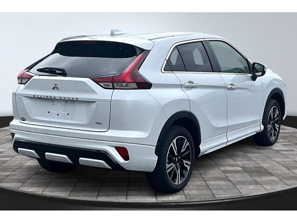 2025 Mitsubishi Eclipse Cross SEL photo 4