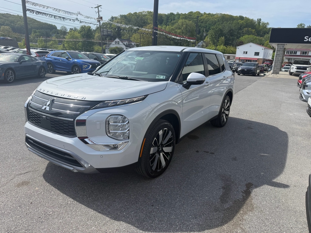 2026 Mitsubishi Outlander SE S-AWC's photo