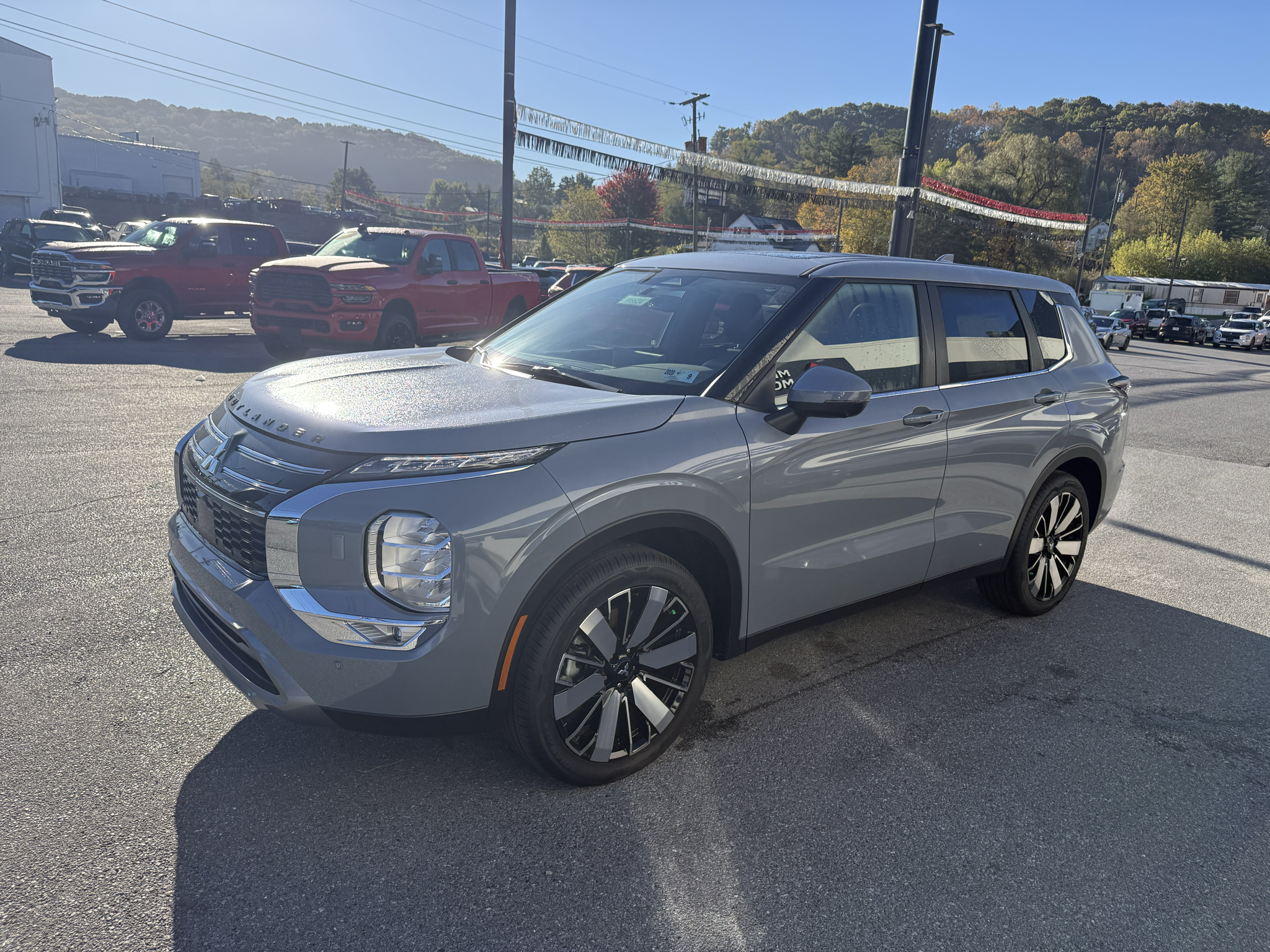 2026 Mitsubishi Outlander SE