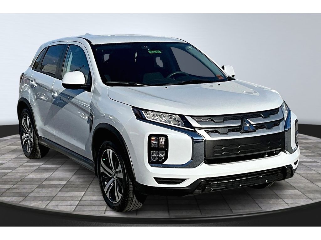 2025 Mitsubishi Outlander Sport ES photo 2