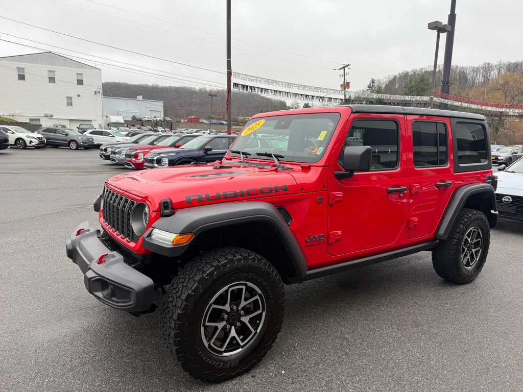 2025 Jeep Wrangler 4-Door Rubicon's photo