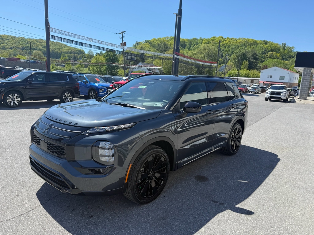 2026 Mitsubishi Outlander Black Edition S-AWC's photo
