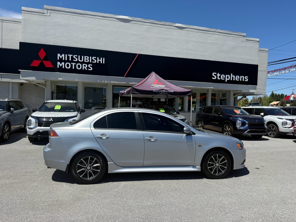 2015 Mitsubishi Lancer SE
