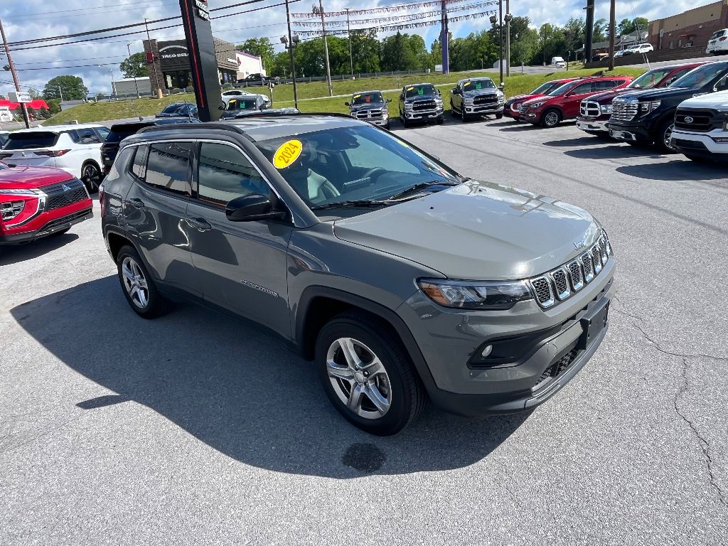 Used 2024 Jeep Compass Latitude with VIN 3C4NJDBN1RT606975 for sale in Princeton, WV