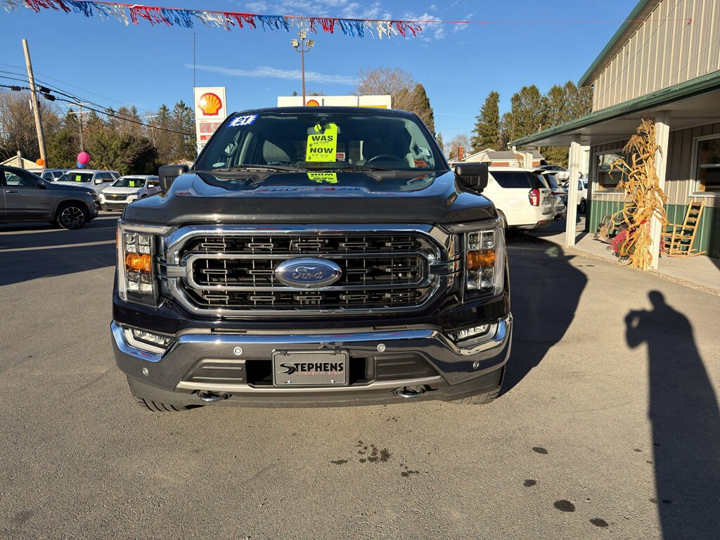 2021 Ford F-150 XLT photo 3