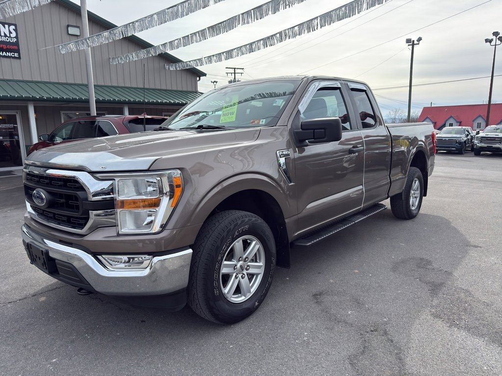 2021 Ford F-150 XLT's photo