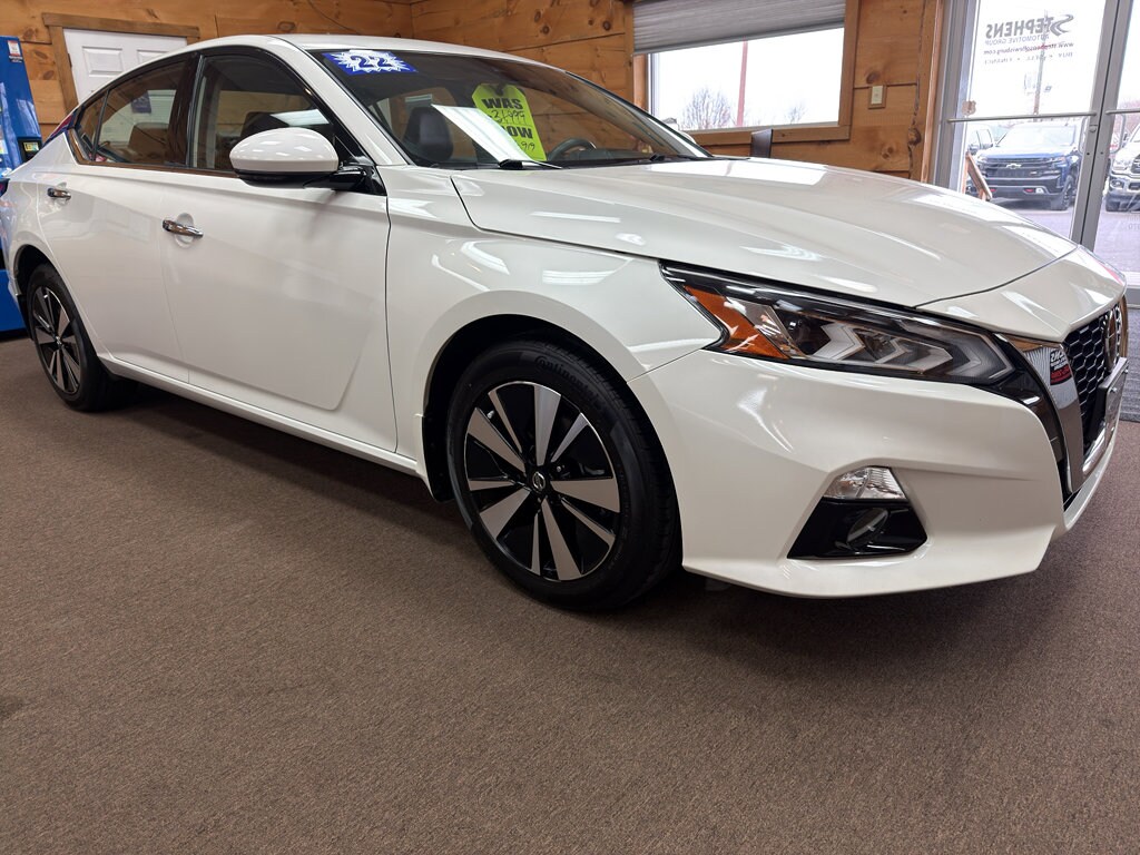 2022 Nissan Altima 2.5 SL photo 2