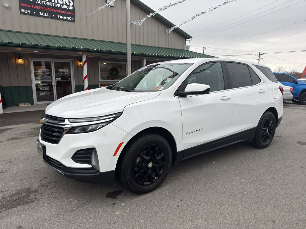 2022 Chevrolet Equinox LT's photo