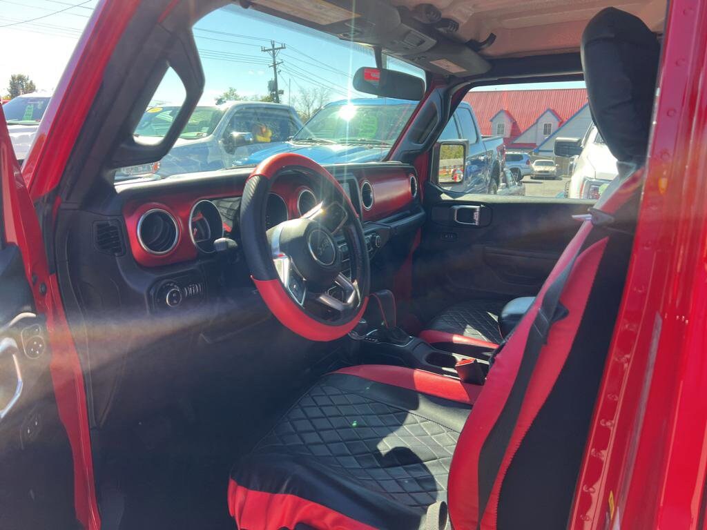 2021 Jeep Gladiator Rubicon photo 3