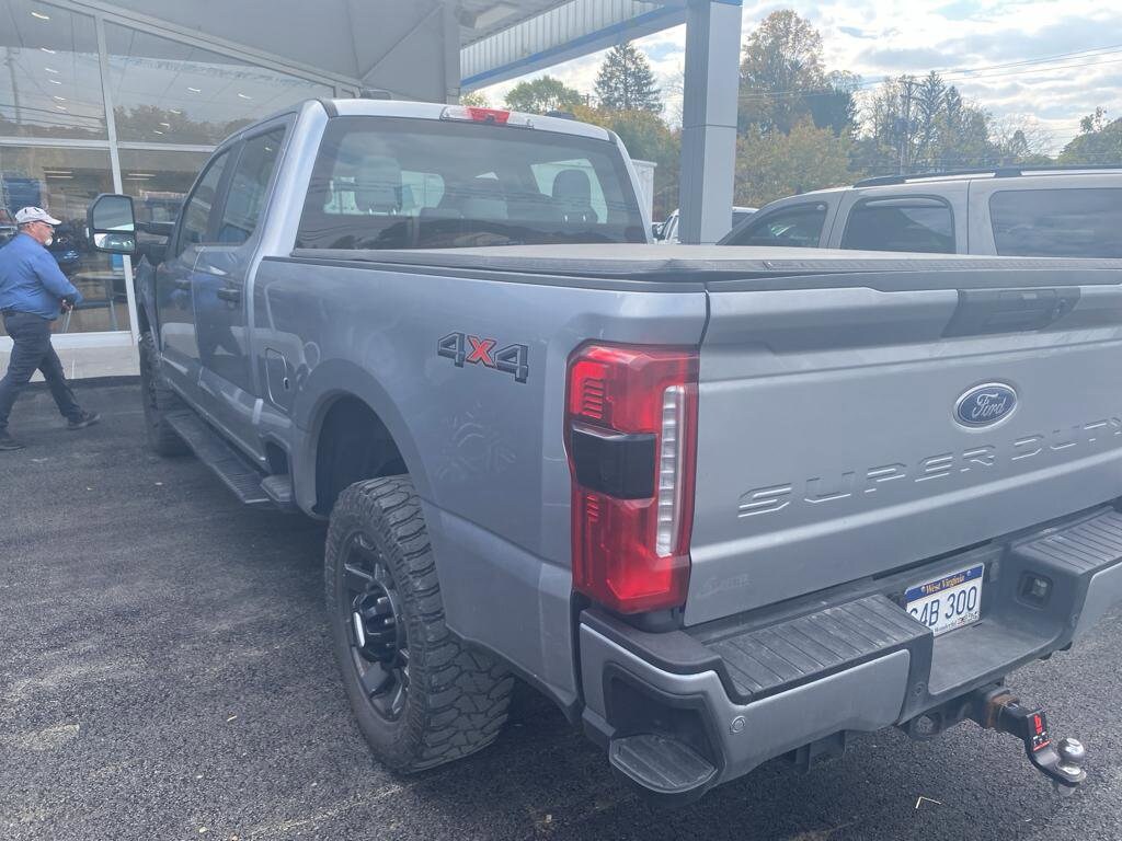 Used 2023 Ford F-250 XL Truck Crew Cab