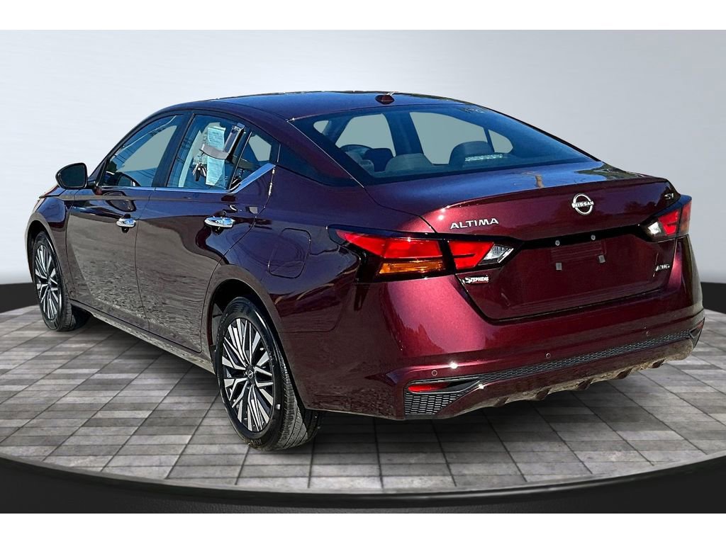 2024 Nissan Altima 2.5 SV photo 3