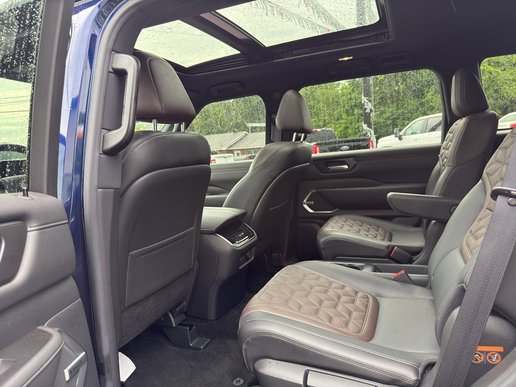 2025 Nissan Armada Platinum Reserve - Photo 12