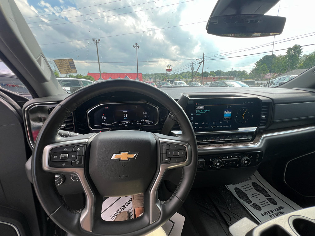 2025 Chevrolet Silverado 1500 LT - Photo 9