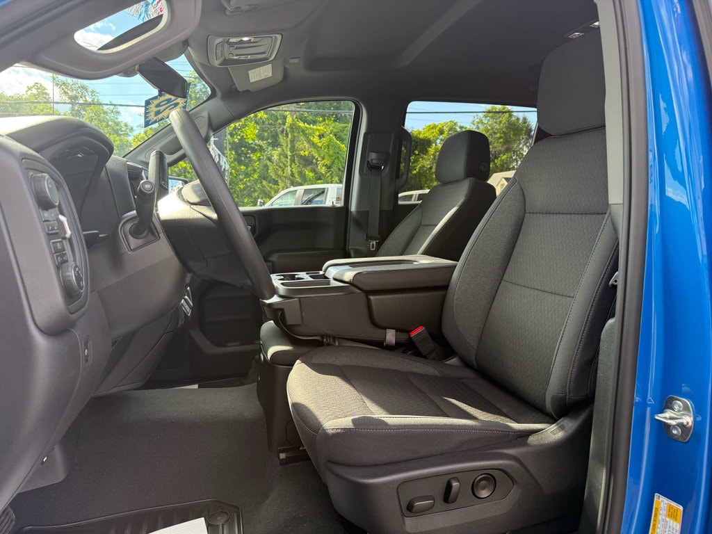2026 Chevrolet Silverado 1500 Custom - Photo 8