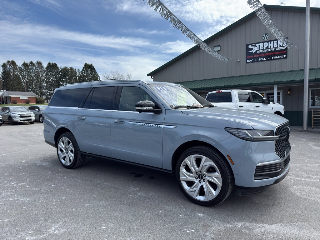 2025 Lincoln Navigator Reserve L 4WD's photo