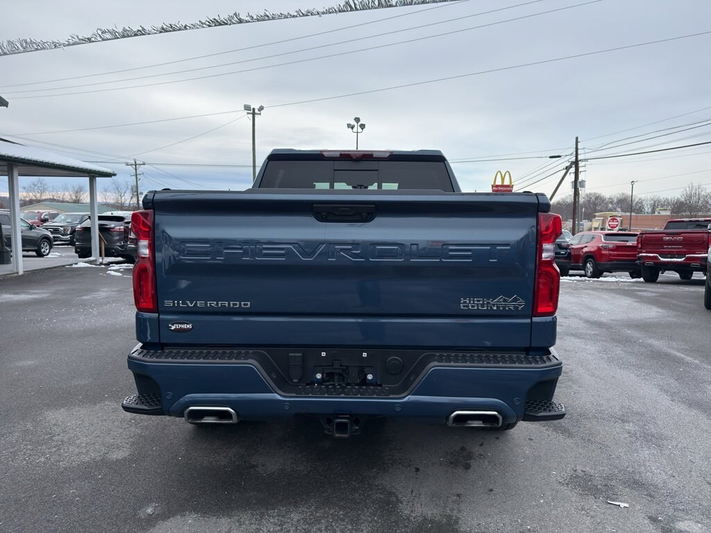 Used 2024 Chevrolet Silverado 1500 High Country Truck Crew Cab