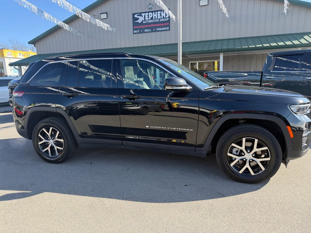 2025 Jeep Grand Cherokee Limited's photo