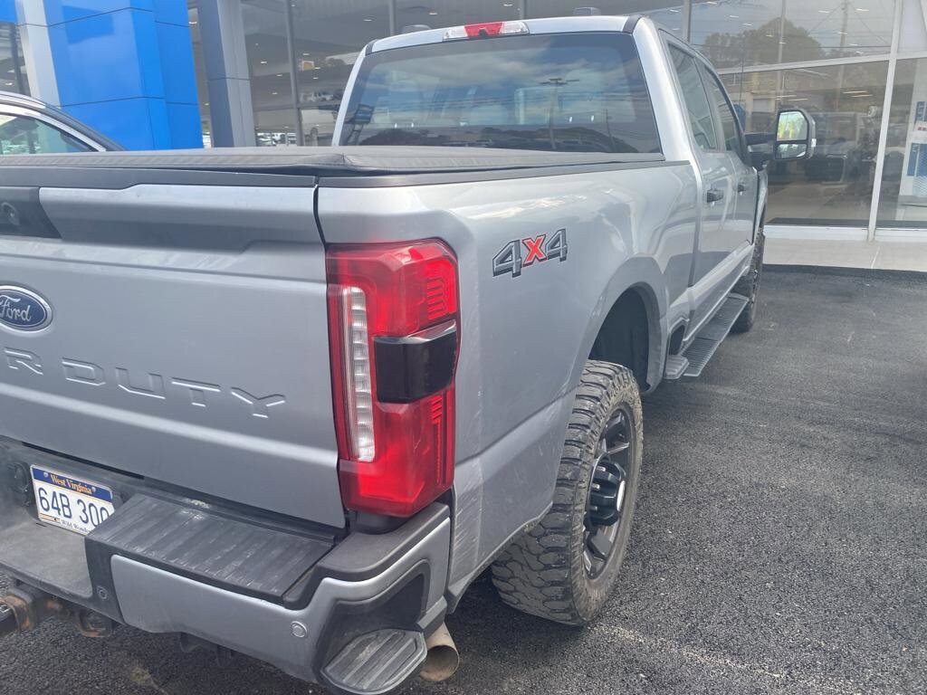 Used 2023 Ford F-250 XL Truck Crew Cab