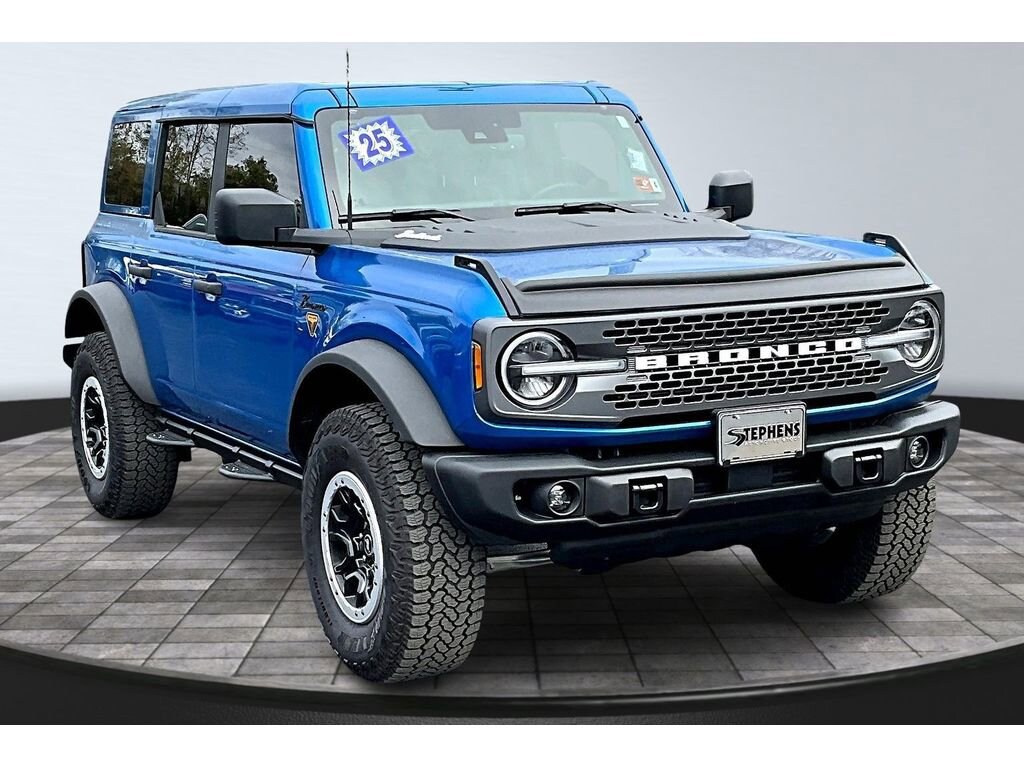Used 2025 Ford Bronco Badlands SUV