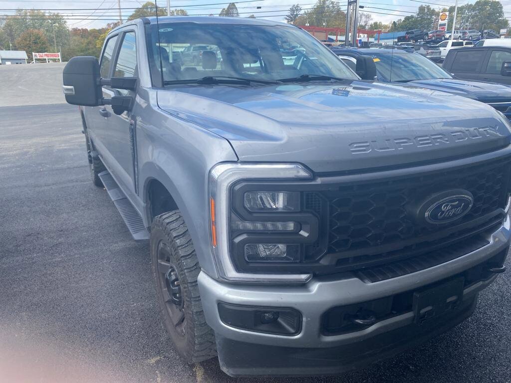 Used 2023 Ford F-250 XL Truck Crew Cab
