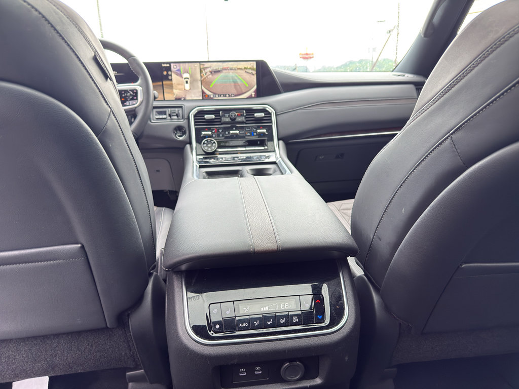 2025 Nissan Armada Platinum Reserve - Photo 13