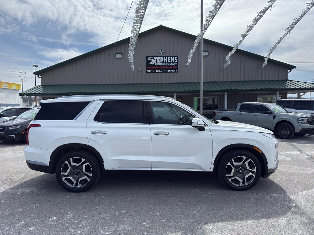 Used 2023 Hyundai Palisade SEL SUV