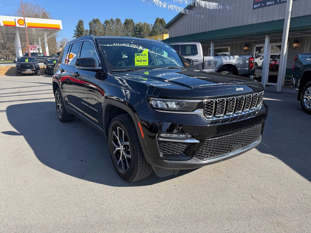 2025 Jeep Grand Cherokee Limited photo 2