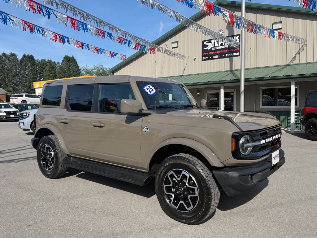 2025 Ford Bronco Outer Banks 4x4's photo