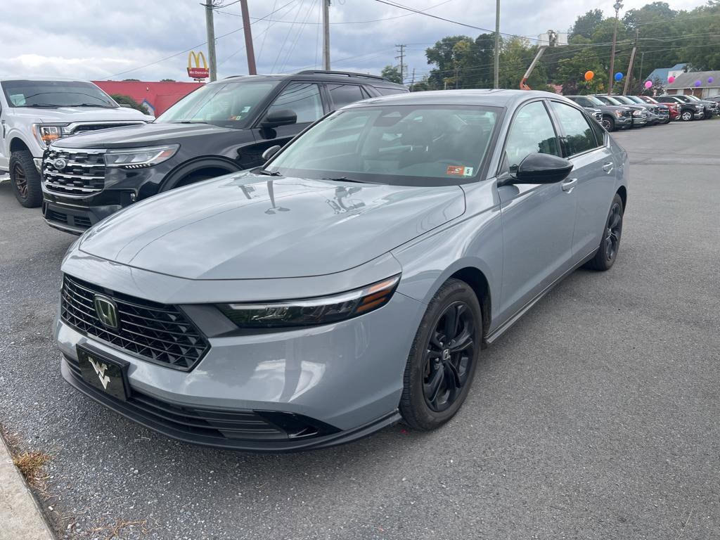 Used 2025 Honda Accord SE Sedan