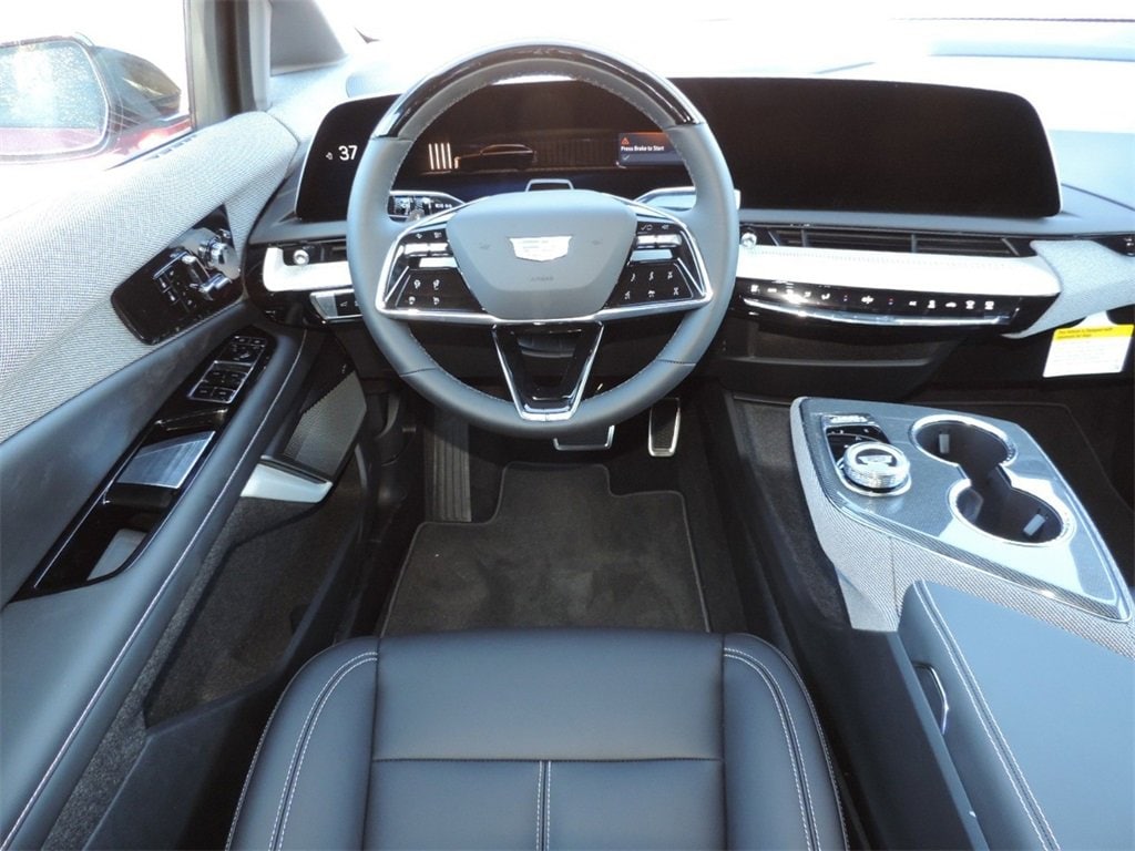 2026 Cadillac OPTIQ Sport - Photo 18