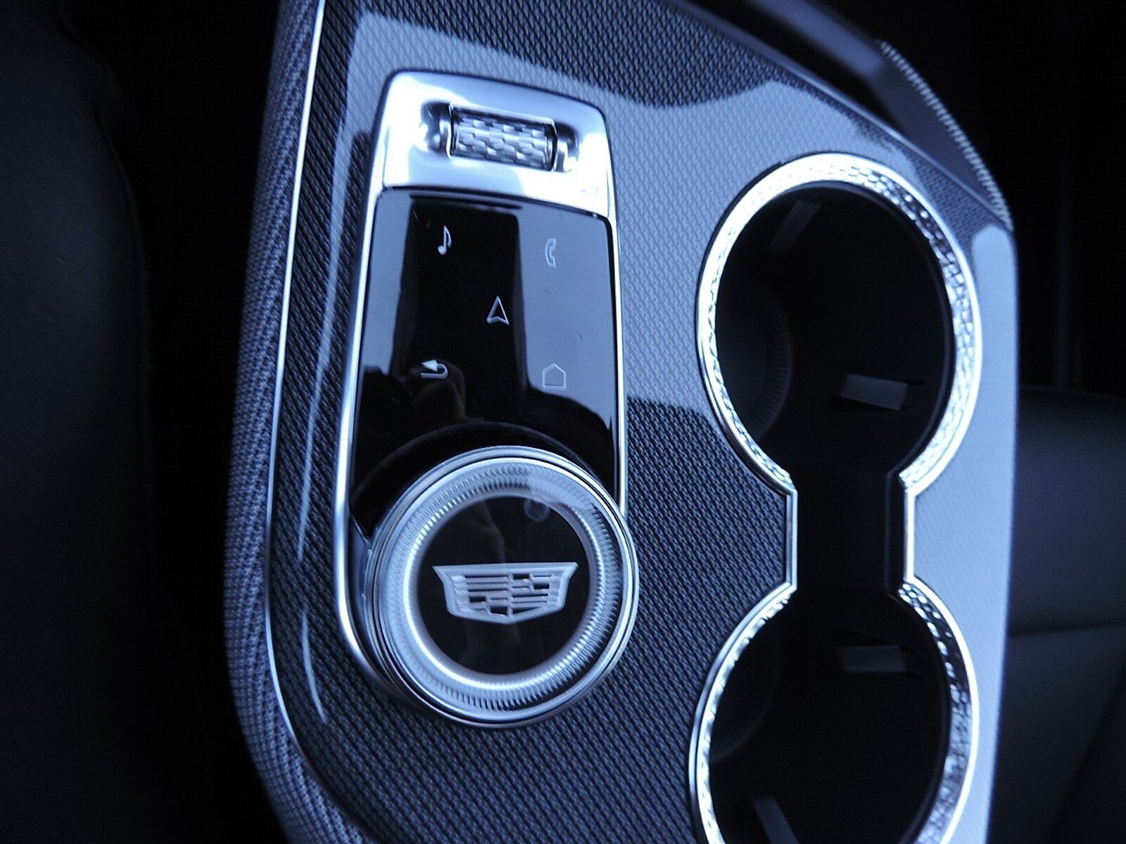 2026 Cadillac OPTIQ Sport - Photo 21