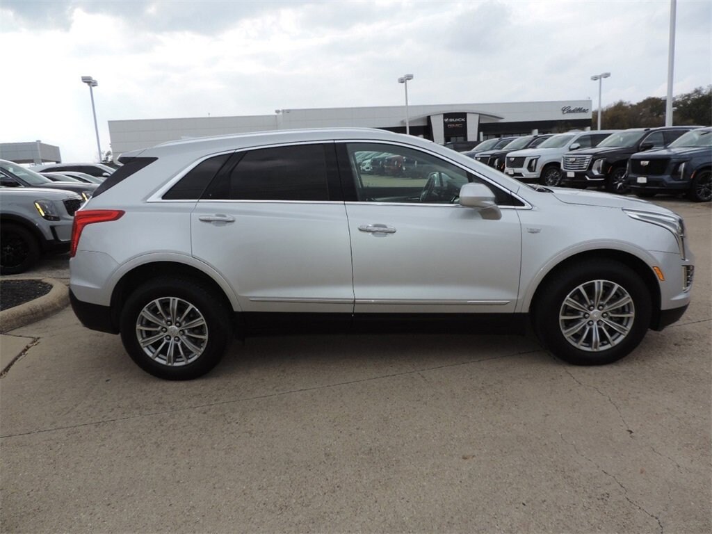 Used 2019 CADILLAC XT5 Luxury FWD SUV