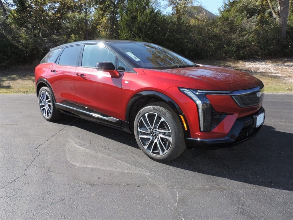 New 2026 CADILLAC OPTIQ Sport SUV