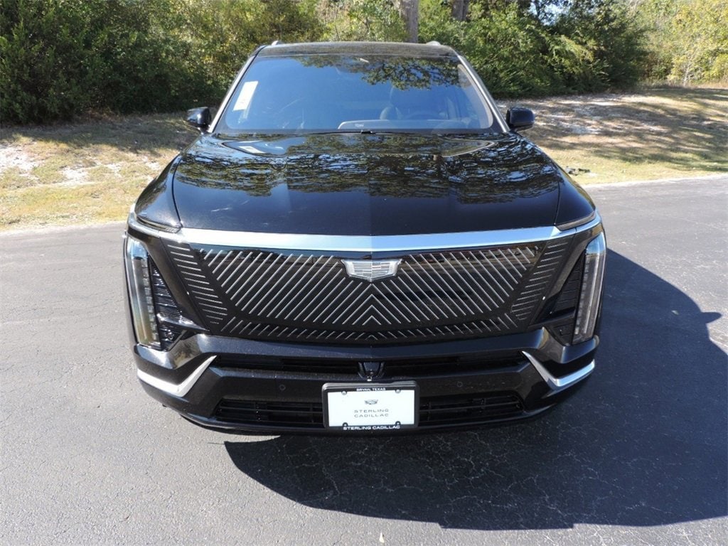 New 2026 CADILLAC VISTIQ Luxury SUV