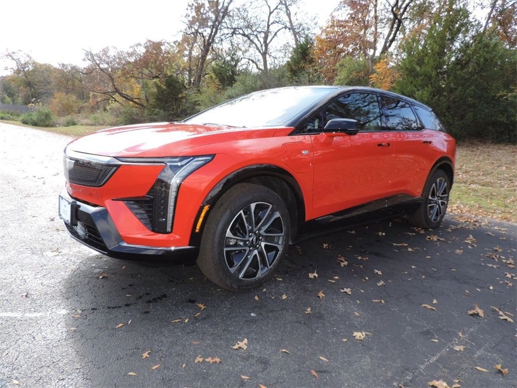 2026 Cadillac OPTIQ Sport's photo