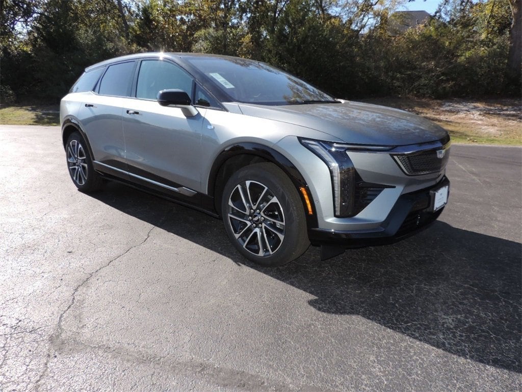 New 2026 CADILLAC OPTIQ Sport SUV