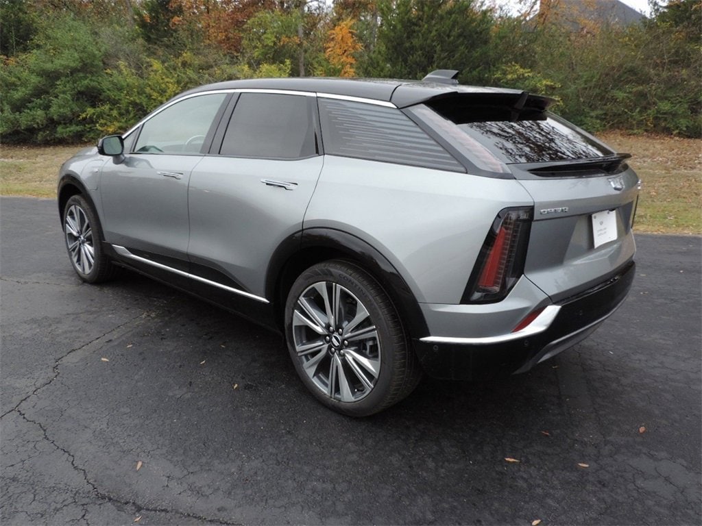 2026 Cadillac OPTIQ Premium Luxury - Photo 7