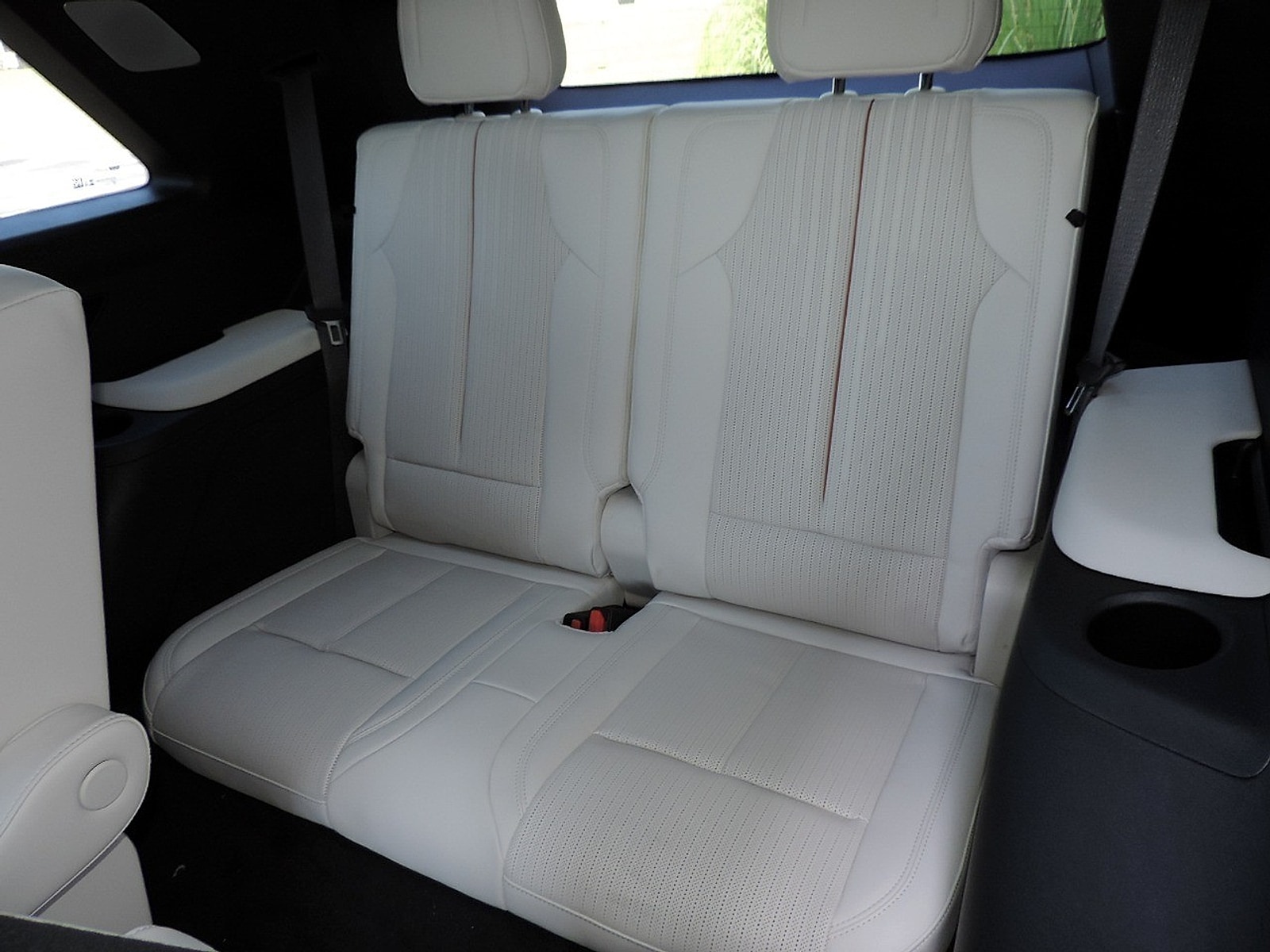 2027 Cadillac VISTIQ Luxury - Photo 19