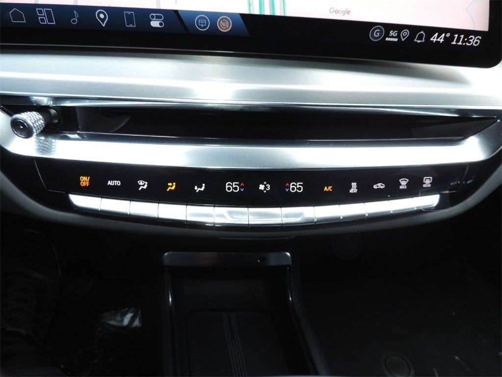 2025 Cadillac LYRIQ Sport 1 - Photo 19