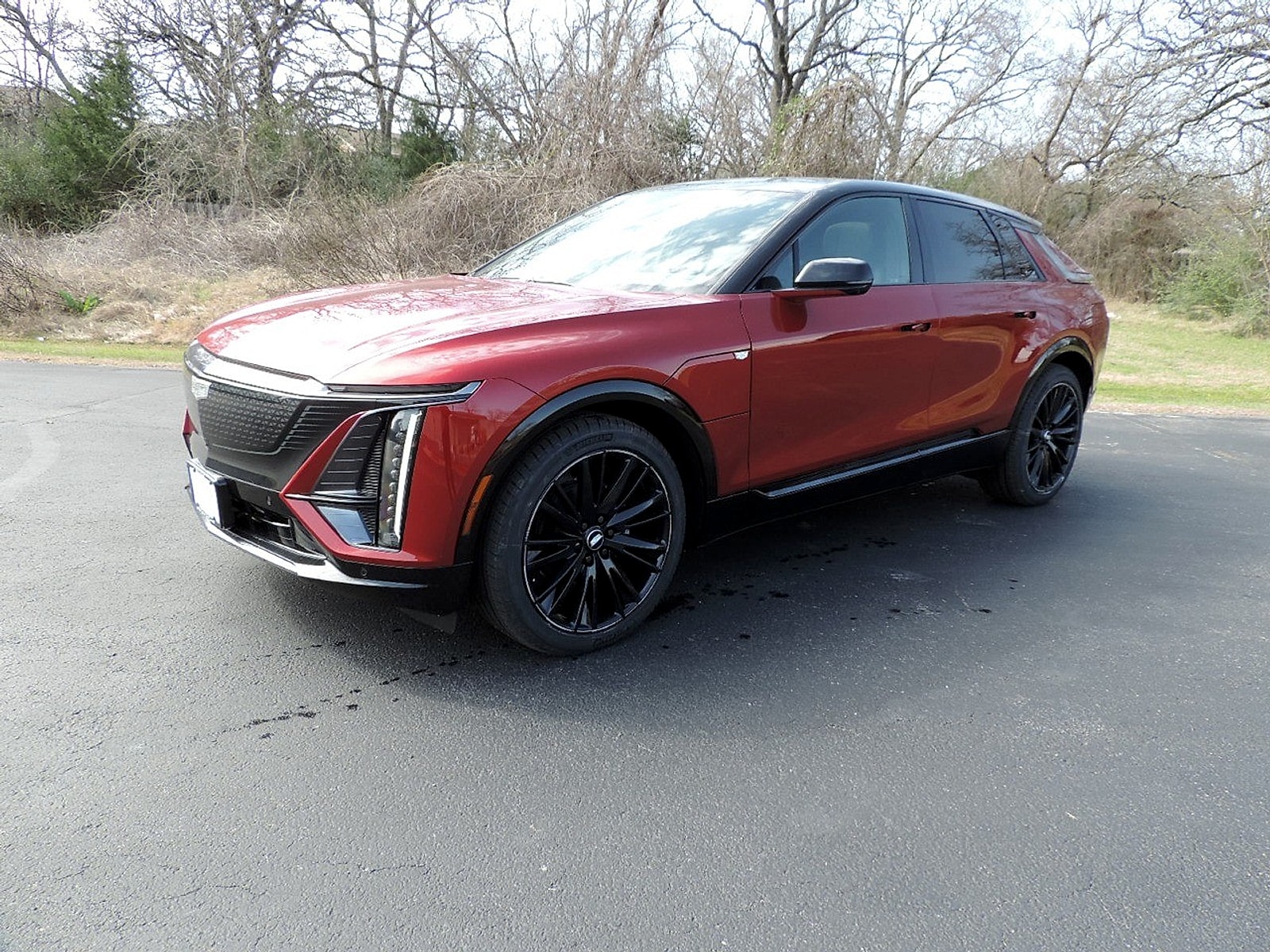 New 2025 CADILLAC LYRIQ Sport 1