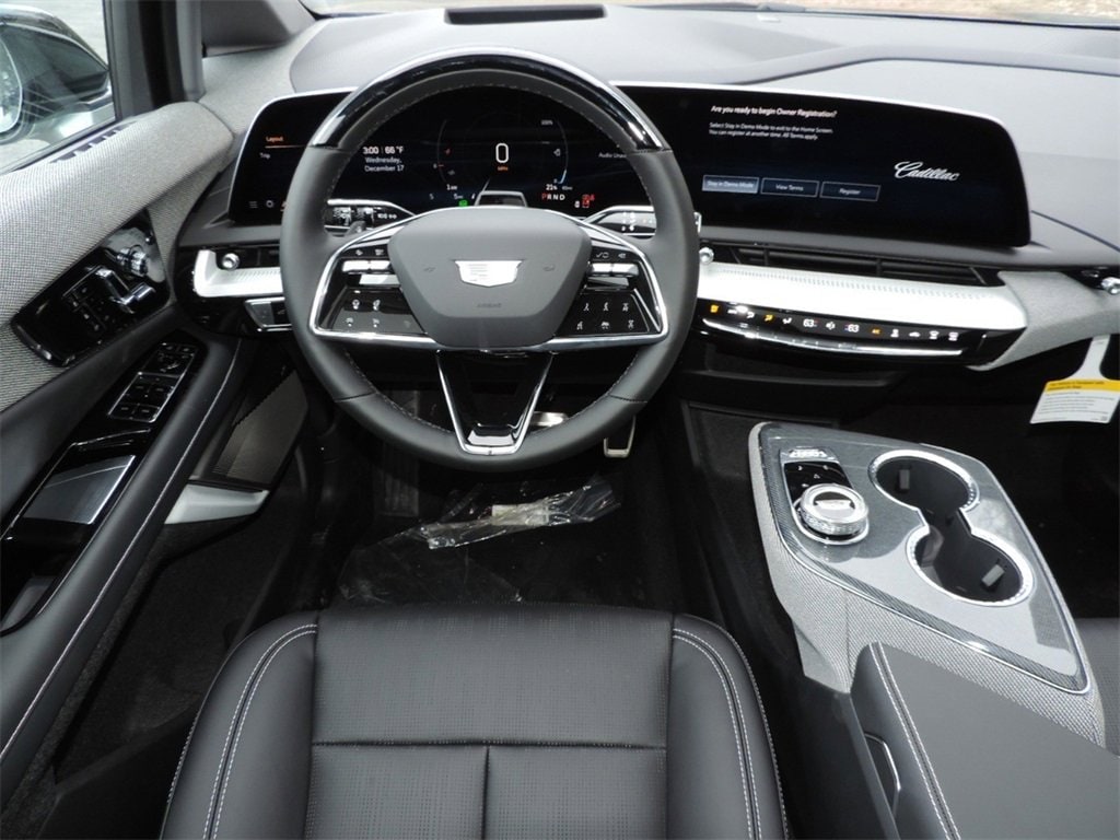2026 Cadillac OPTIQ Premium Luxury - Photo 17