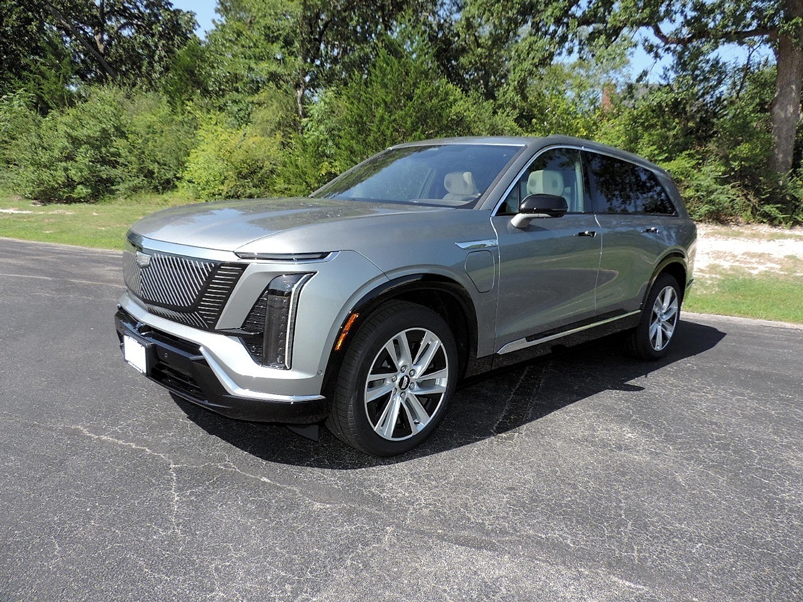 New 2027 CADILLAC VISTIQ Luxury