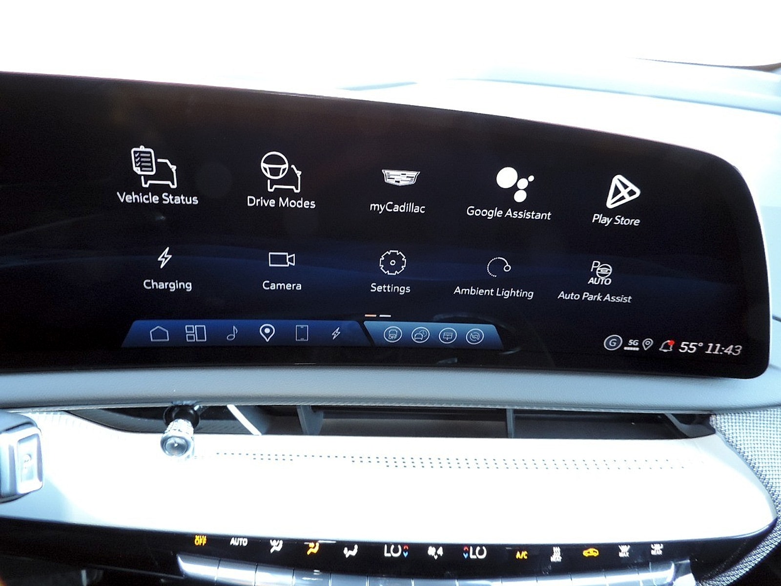 2026 Cadillac OPTIQ Sport - Photo 19