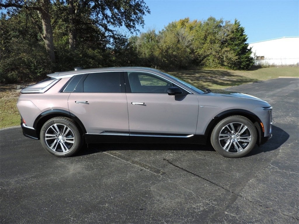 New 2026 CADILLAC LYRIQ Premium Luxury SUV