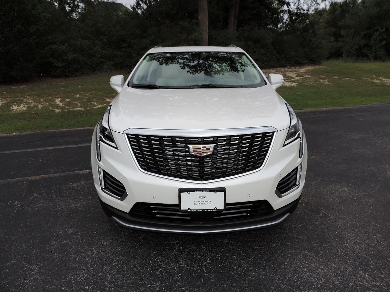 2026 Cadillac XT5 Premium Luxury - Photo 2
