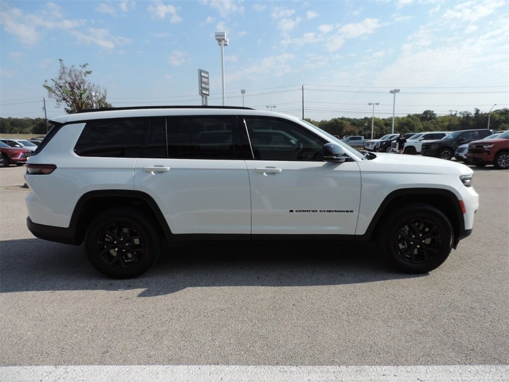 Used 2025 Jeep Grand Cherokee L Altitude X